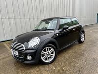 MINI HATCH