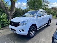 NISSAN NAVARA