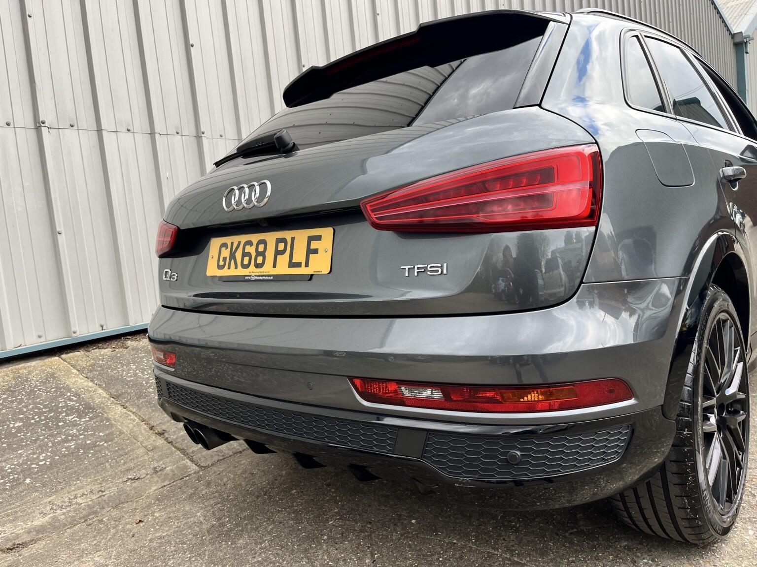 Audi Q3 1.4 TFSI CoD Black Edition Manual