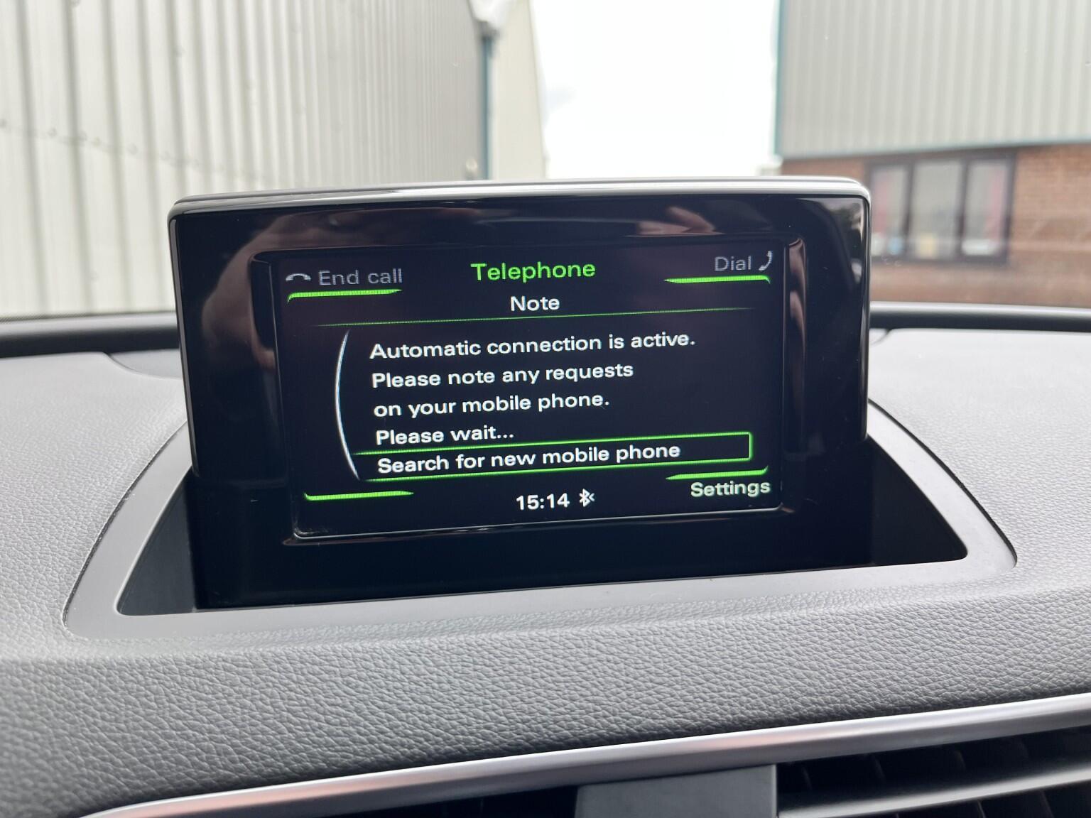 Audi Q3 1.4 TFSI CoD Black Edition Manual