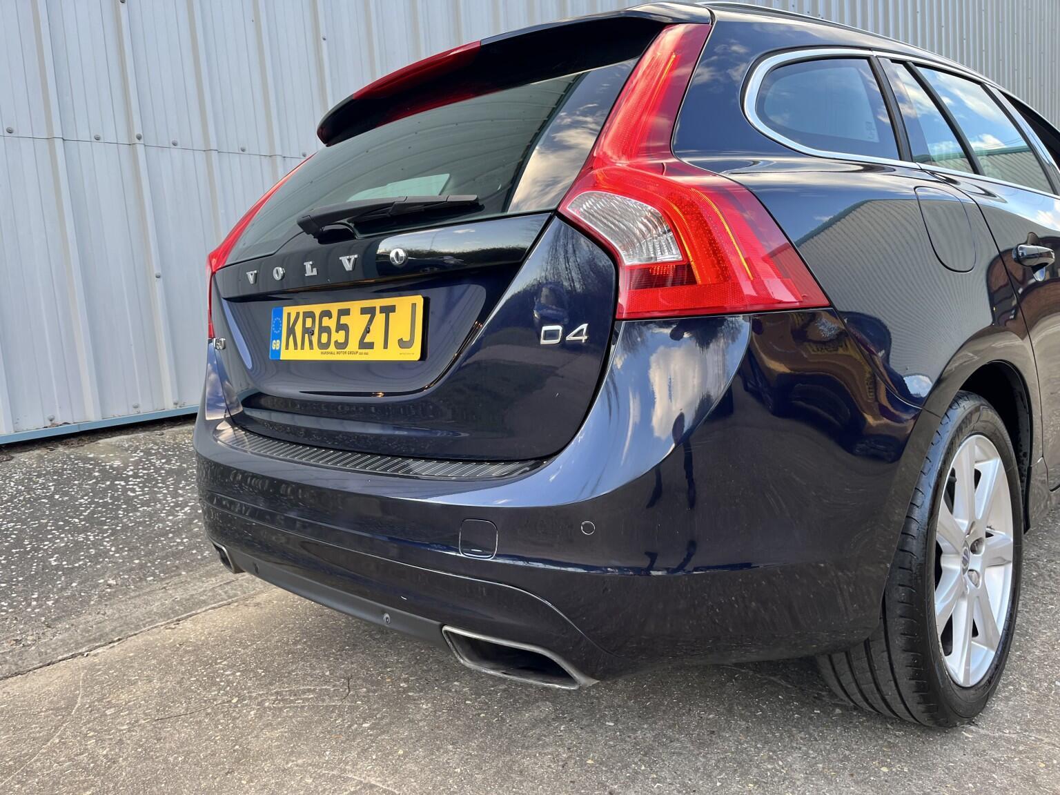 Volvo V60 2.0 SE Lux Nav D4