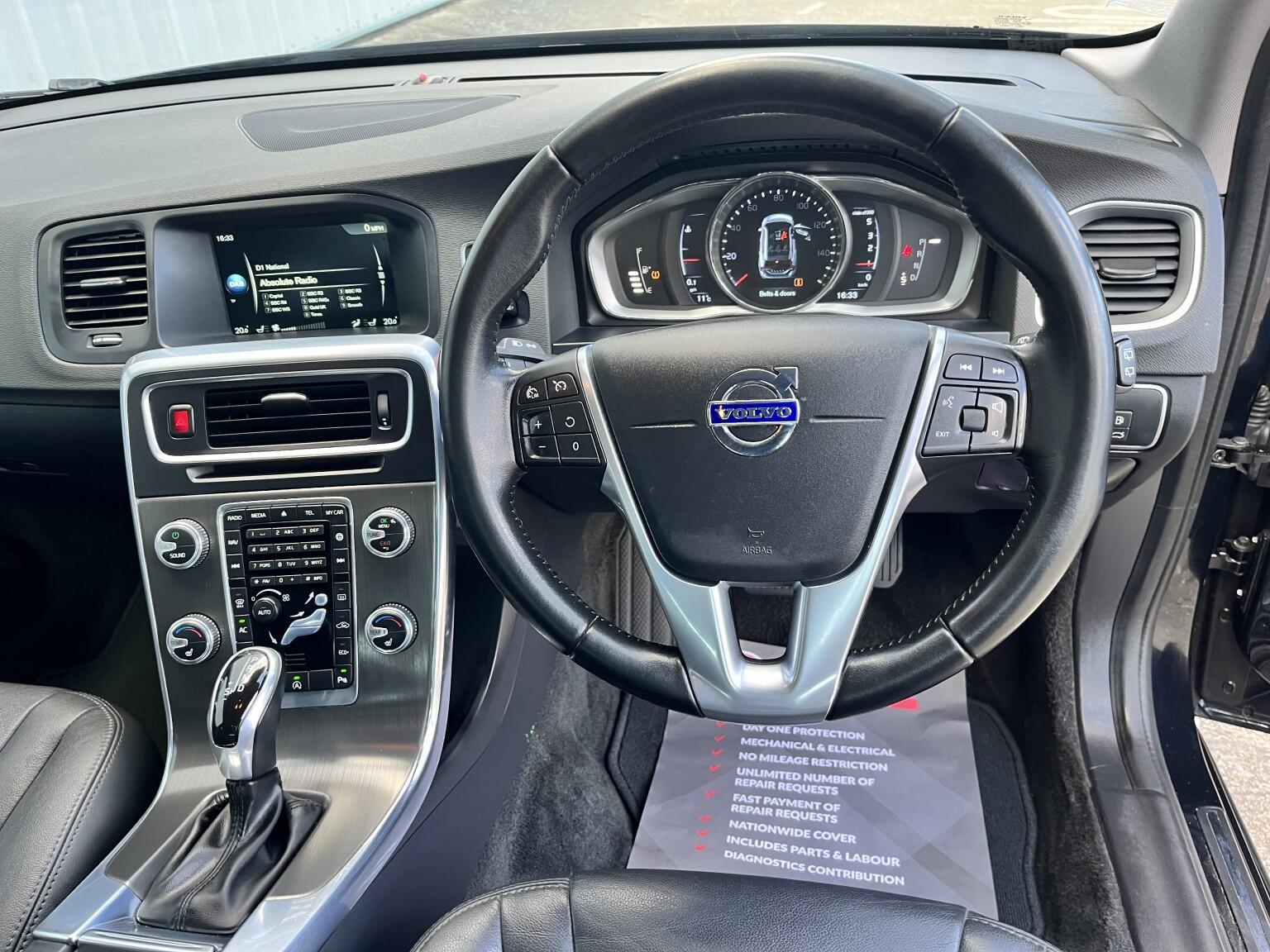 Volvo V60 2.0 SE Lux Nav D4