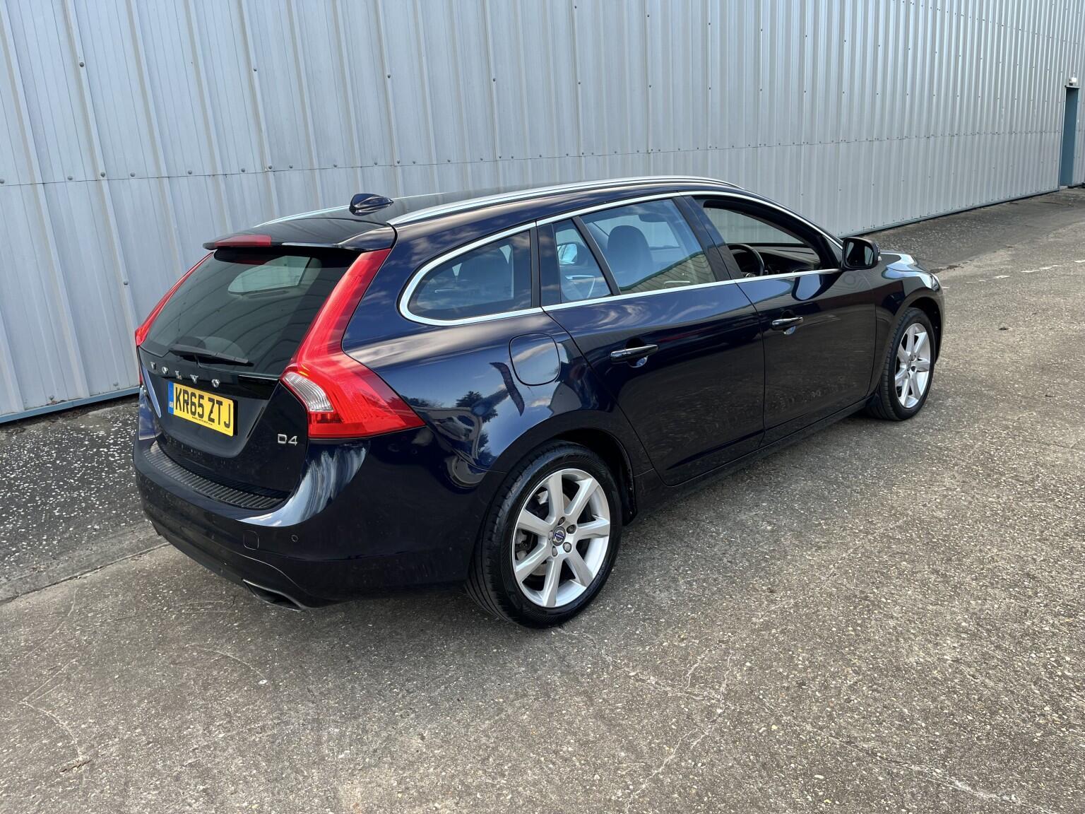 Volvo V60 2.0 SE Lux Nav D4