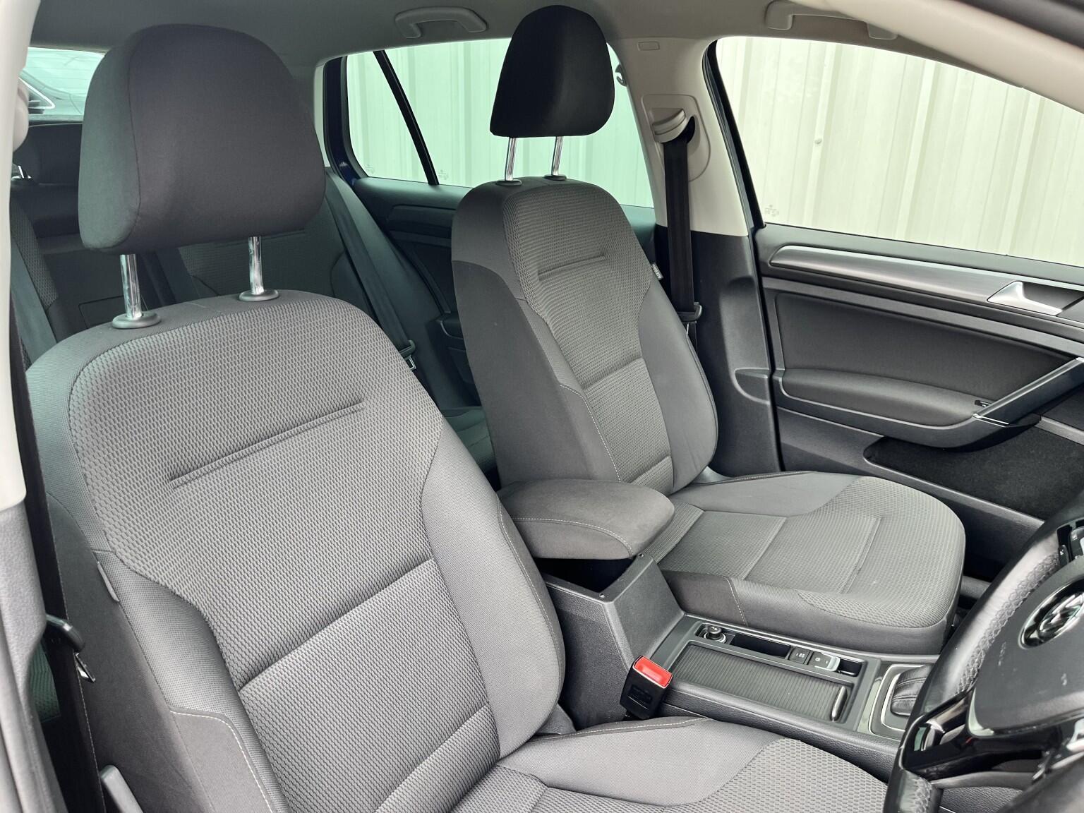 Volkswagen Golf 1.4 TSI BlueMotion Tech SE Nav