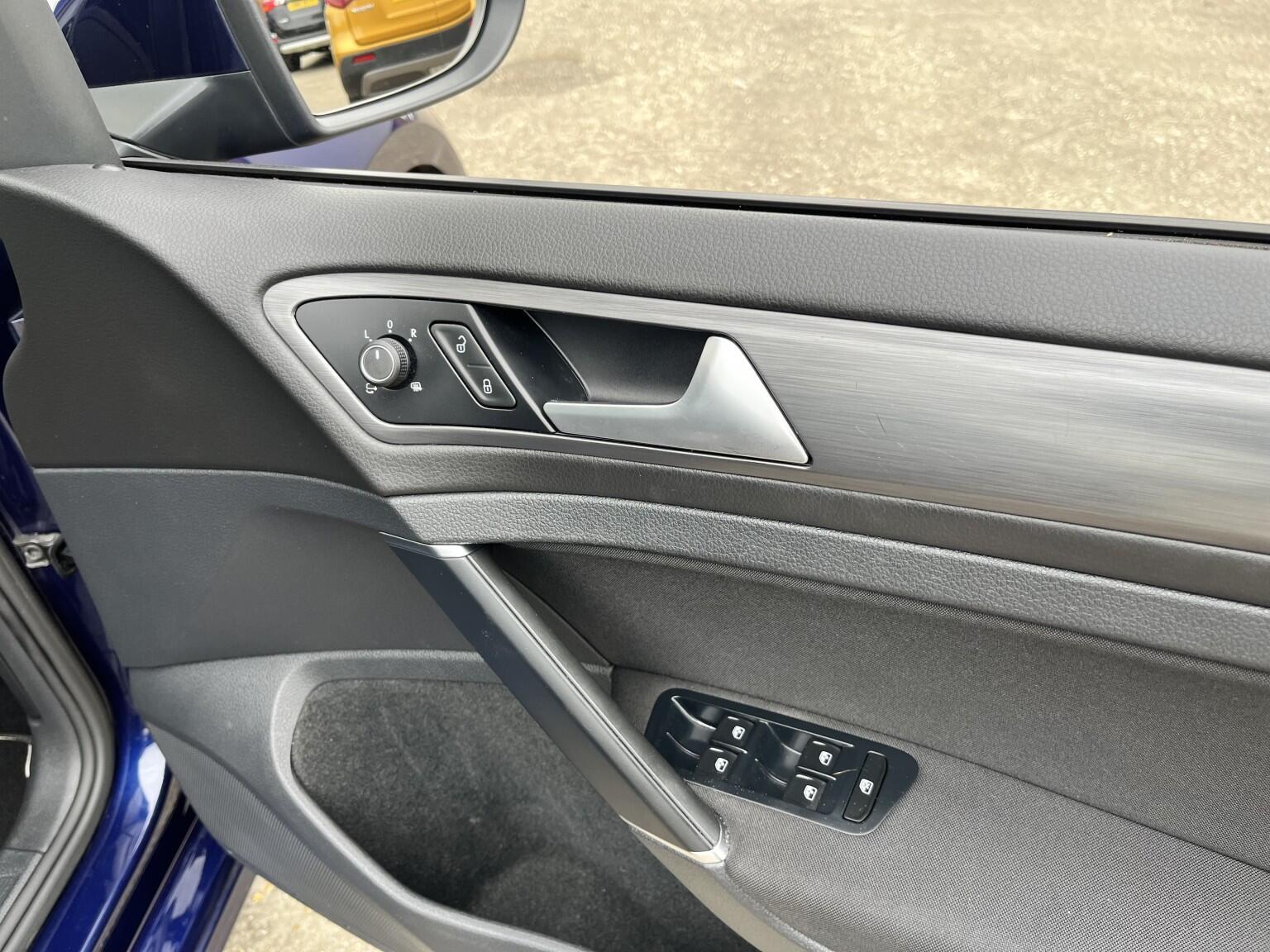 Volkswagen Golf 1.4 TSI BlueMotion Tech SE Nav