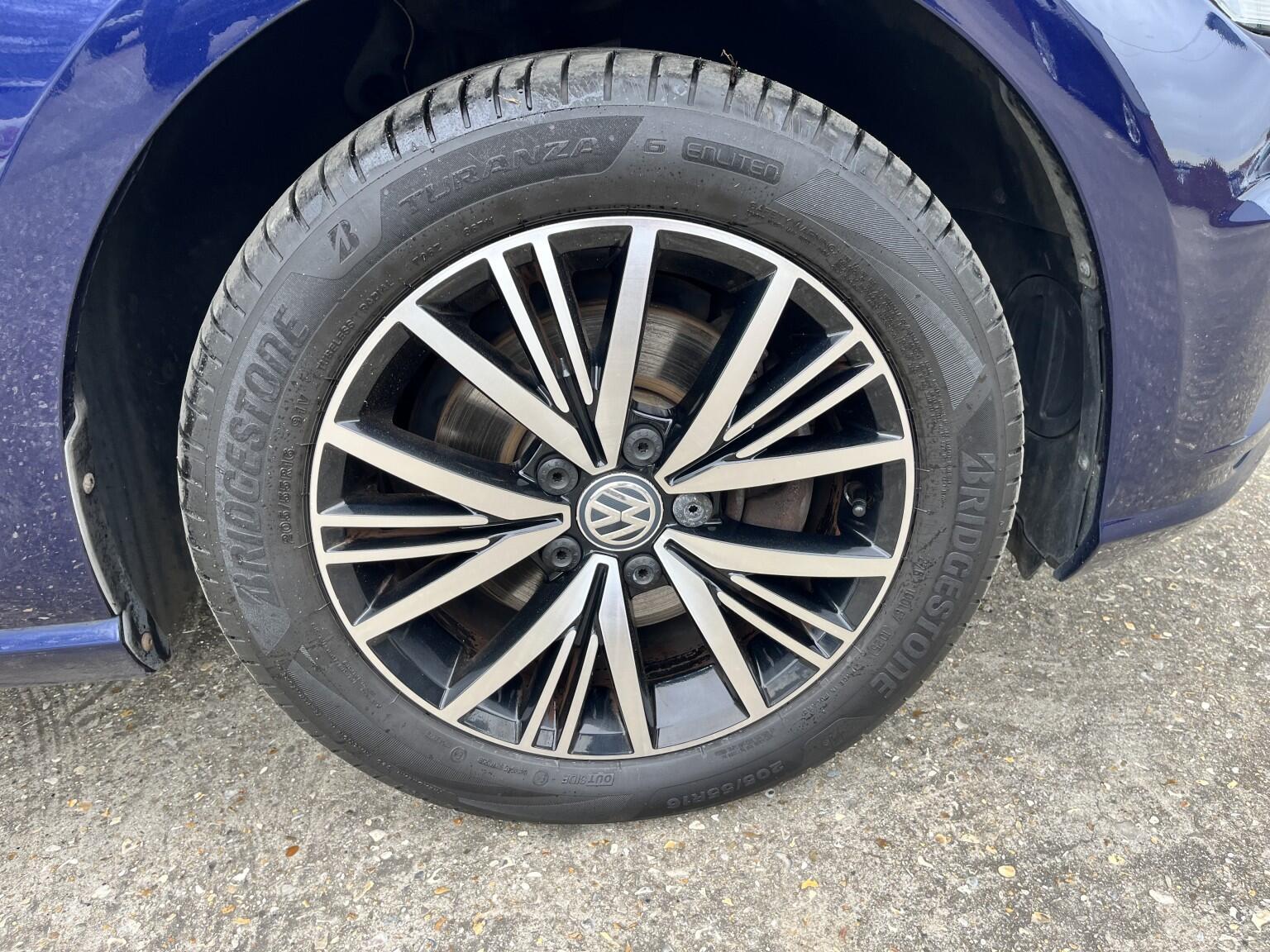 Volkswagen Golf 1.4 TSI BlueMotion Tech SE Nav