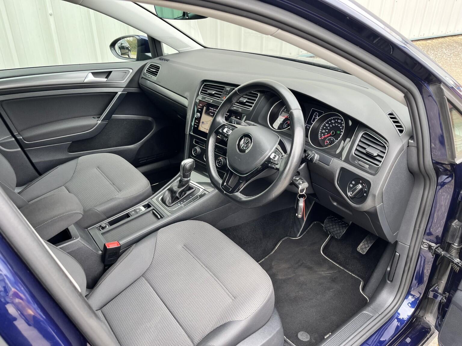 Volkswagen Golf 1.4 TSI BlueMotion Tech SE Nav