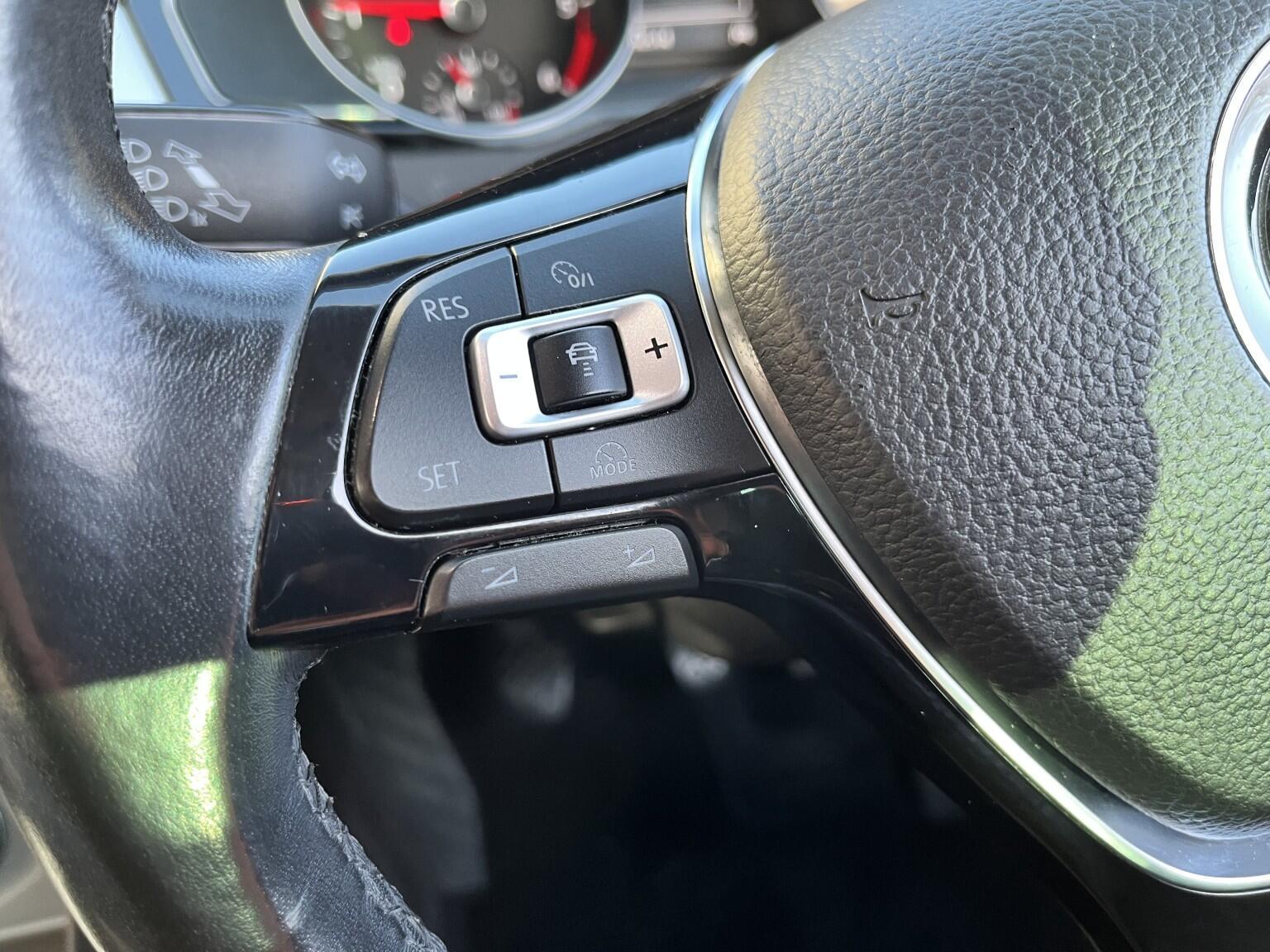 Volkswagen Passat 2.0 TDI SE Business