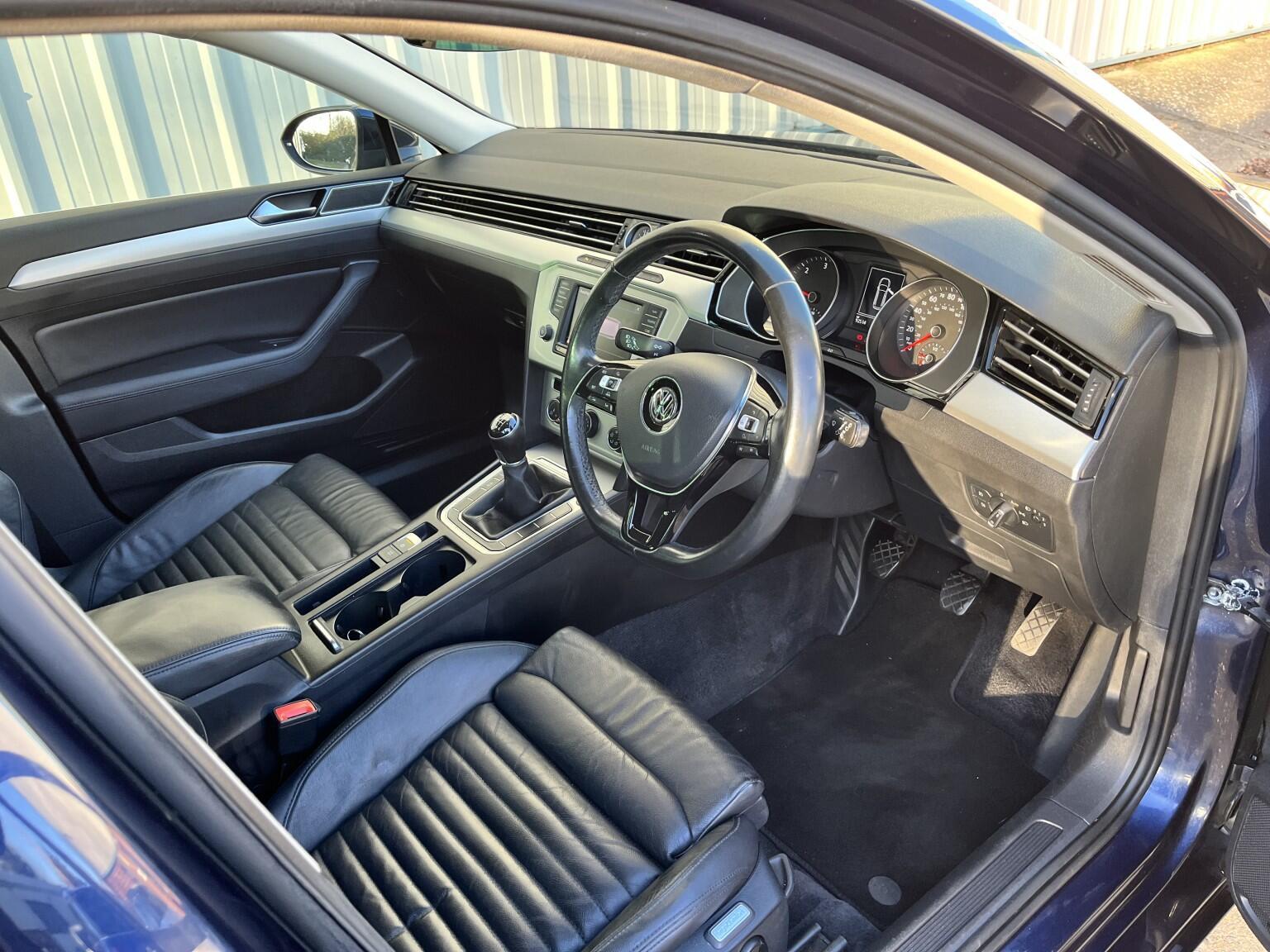 Volkswagen Passat 2.0 TDI SE Business