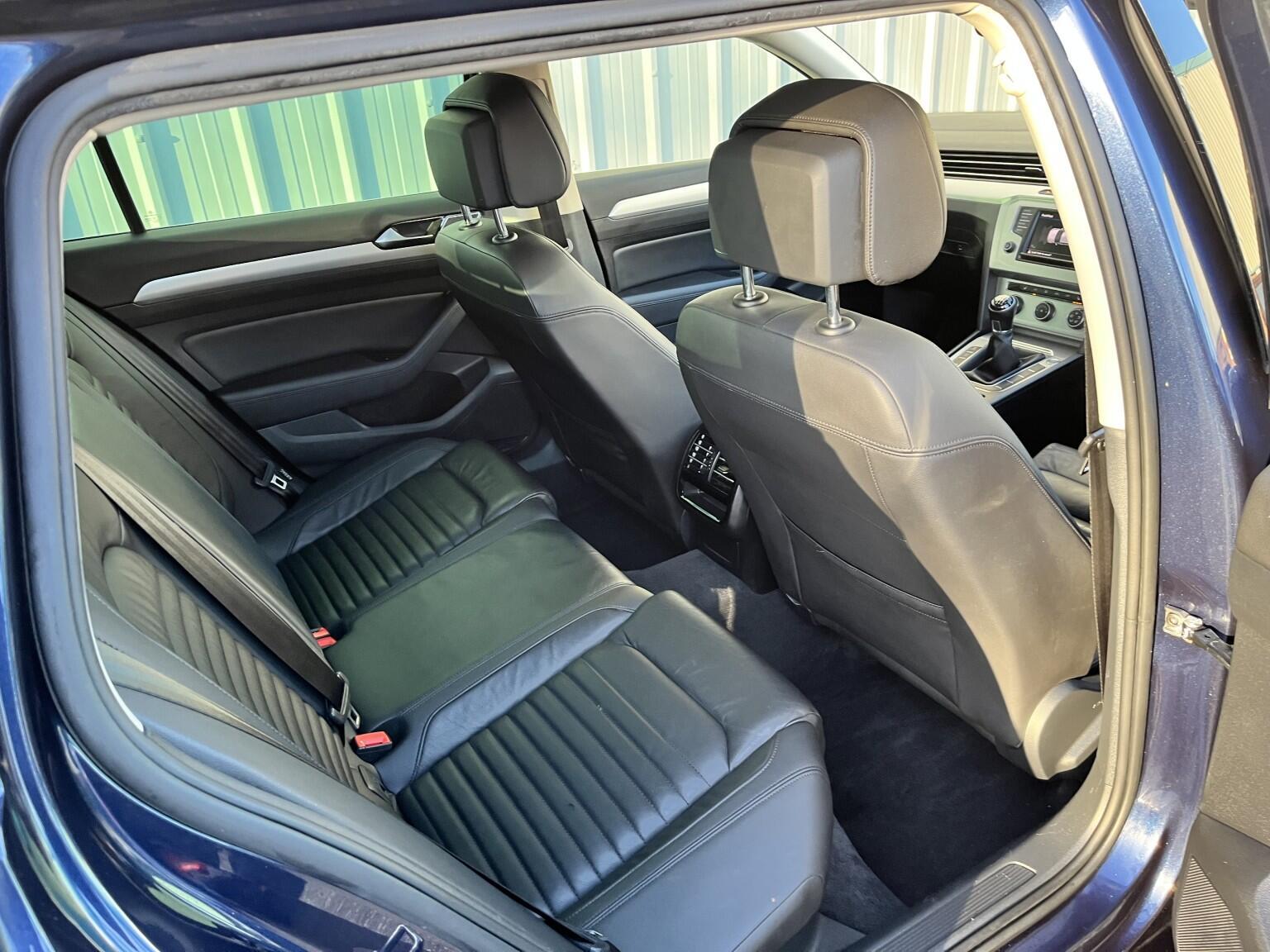 Volkswagen Passat 2.0 TDI SE Business