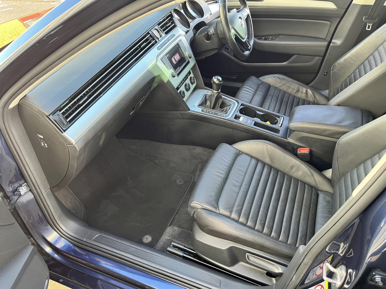 Volkswagen Passat 2.0 TDI SE Business