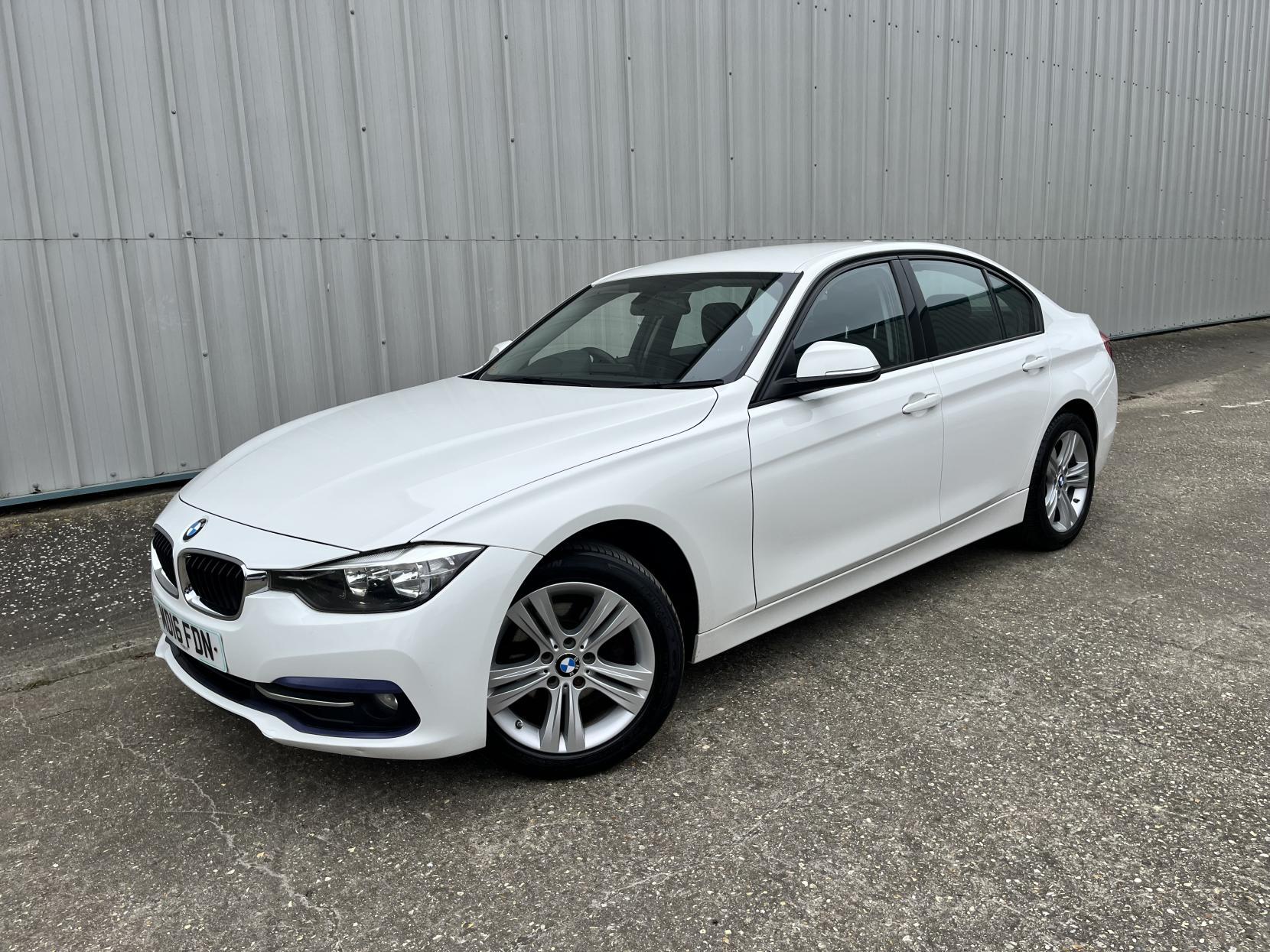 BMW 3 Series 2.0 320i Sport Euro 6 (s/s) 4dr