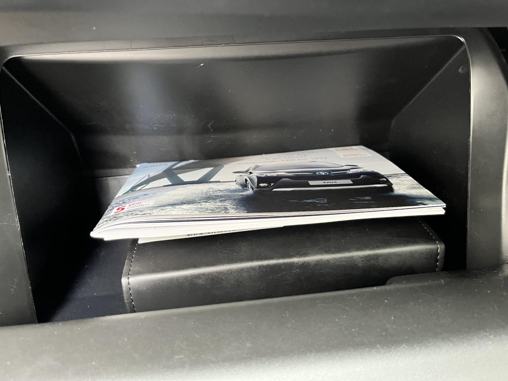 Toyota Rav4 2.0 D-4D Invincible