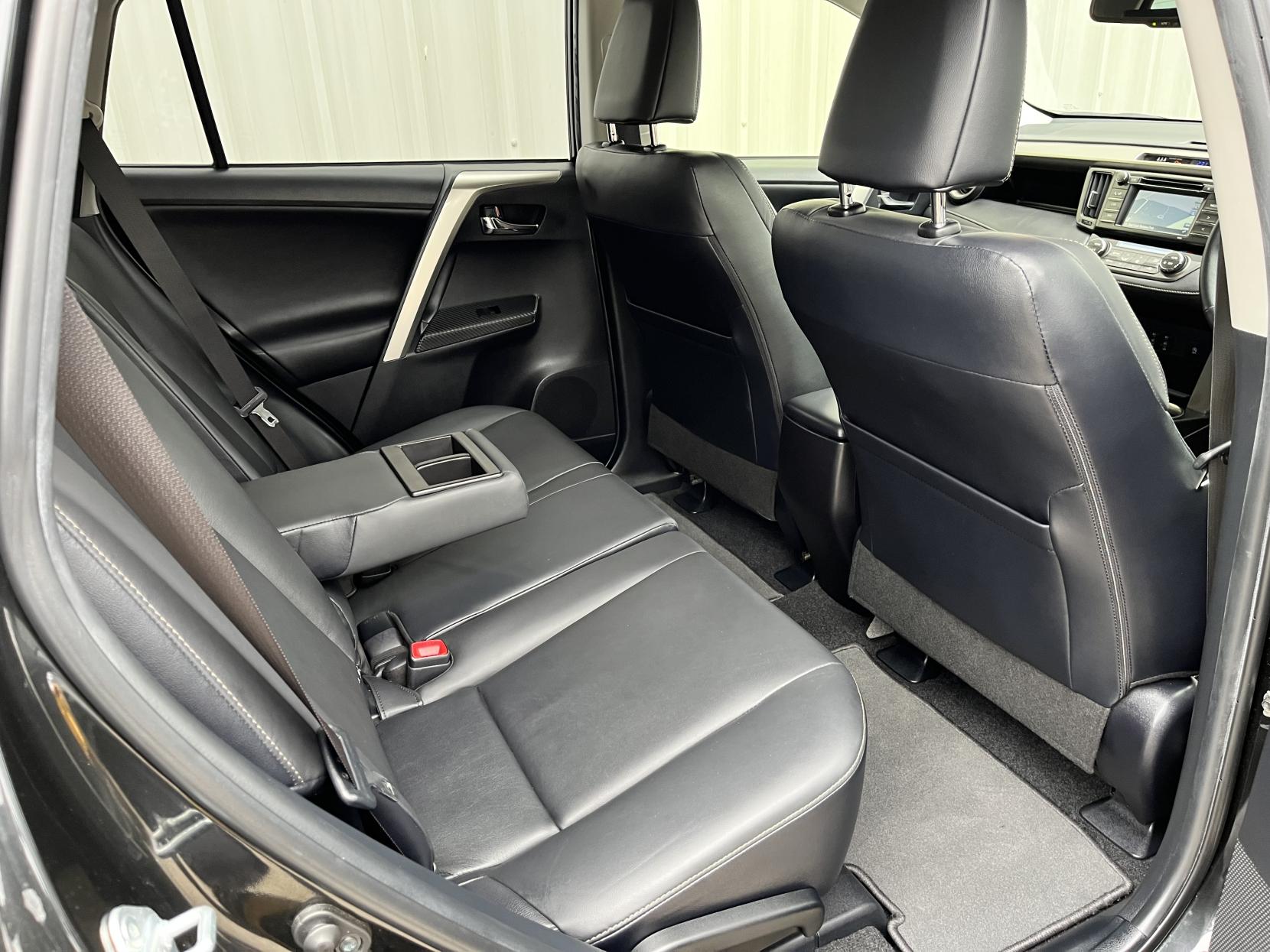 Toyota Rav4 2.0 D-4D Invincible