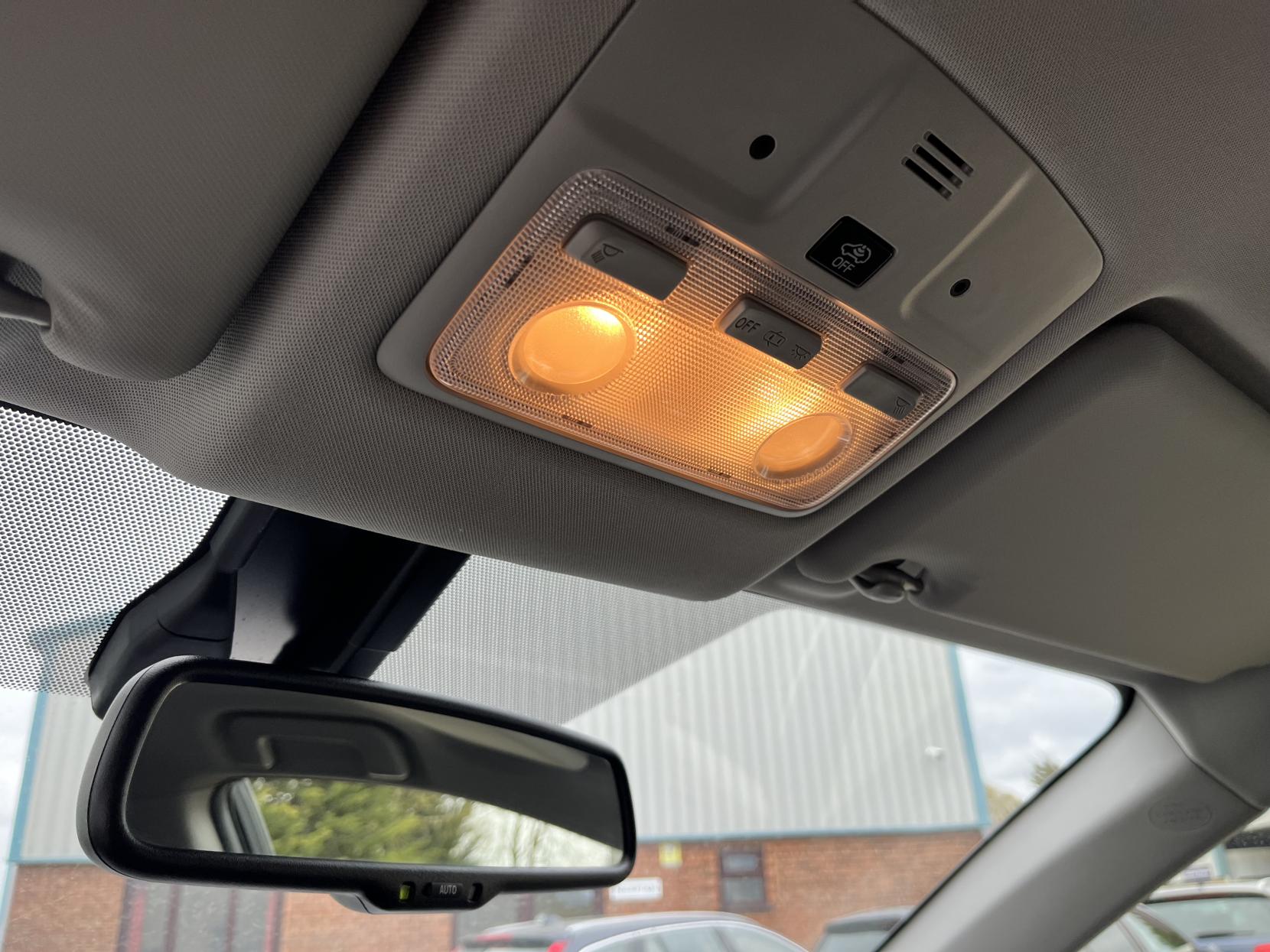 Toyota Rav4 2.0 D-4D Invincible