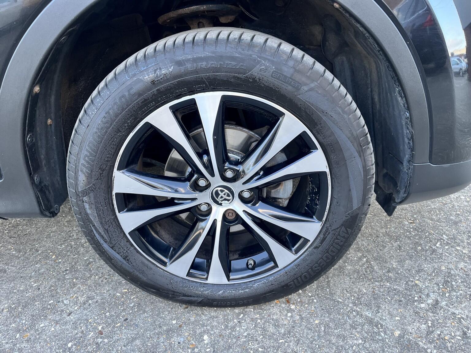 Toyota Rav4 2.0 D-4D Invincible