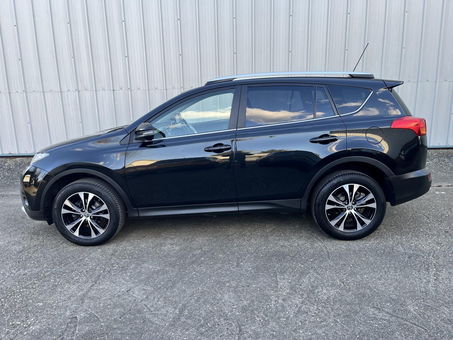 Toyota Rav4 2.0 D-4D Invincible